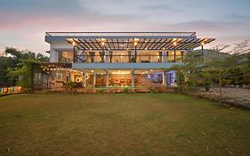 Silver Spring Villa By Tropicana Stays Lonavala India